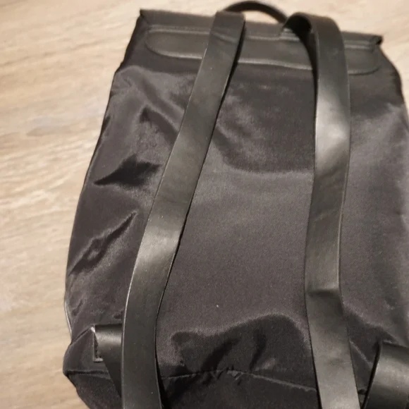 Zara Black Rucksack Backpack (Flap + Drawstring) - Picture 2 of 8